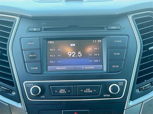 Used 2017 Hyundai Santa Fe Sport image 20