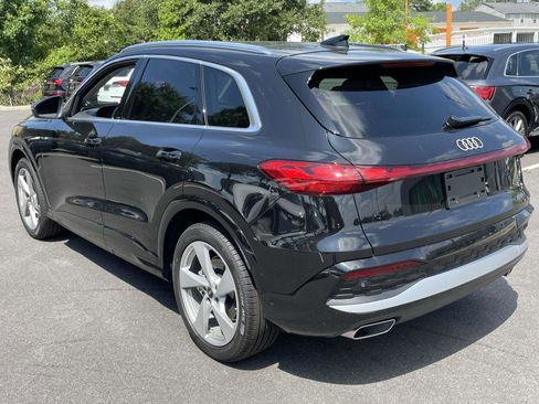 New 2025 Audi Q5 Prestige image 5