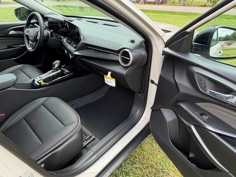 New 2026 Chevrolet Trax ACTIV w/ Driver Confidence Package FWD image 24