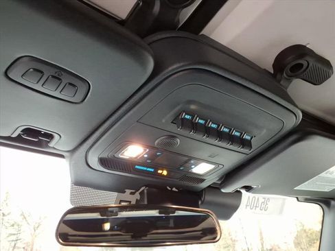 New 2025 Ford Bronco Badlands image 19