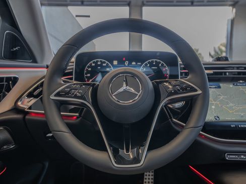 New 2026 Mercedes-Benz E 450 4MATIC All-Terrain Wagon image 9