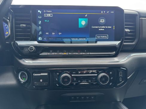 Used 2024 Chevrolet Silverado 2500 High Country w/ High Country Premium Package image 20