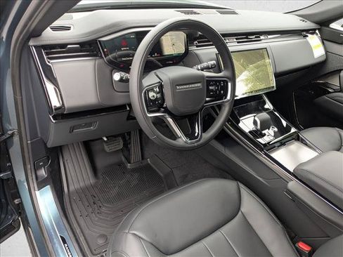 New 2026 Land Rover Range Rover Sport SE AWD/4WD image 3