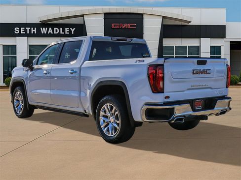 Certified 2024 GMC Sierra 1500 SLT w/ SLT Convenience Package image 5
