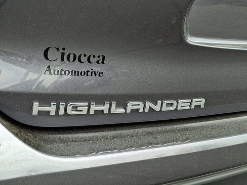 Used 2023 Toyota Highlander XSE AWD/4WD image 30