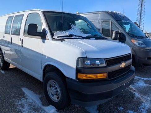 Used 2022 Chevrolet Express 2500 CARGO RWD w/ Driver Convenience Package image 1