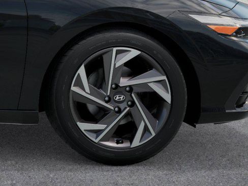 New 2026 Hyundai Elantra Limited image 8