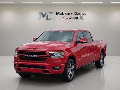 Used 2022 RAM 1500 Laramie AWD/4WD image 2