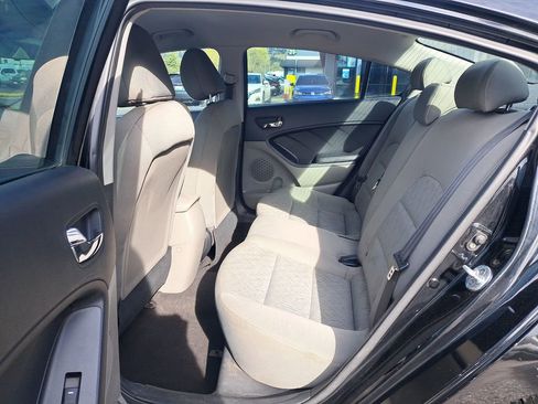 Used 2016 Kia Forte LX FWD image 13