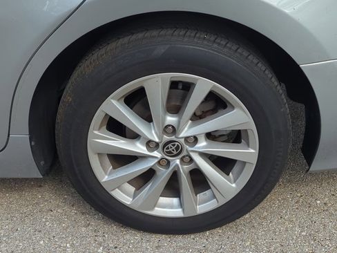 Used 2023 Toyota Camry LE FWD image 7