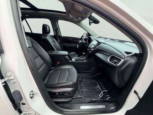 Used 2019 Chevrolet Equinox Premier AWD/4WD image 9