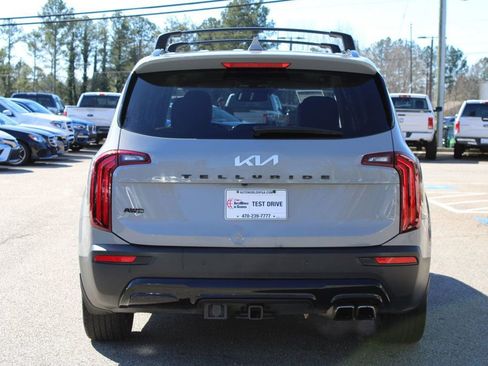 Used 2022 Kia Telluride SX w/ SX Prestige Package image 6