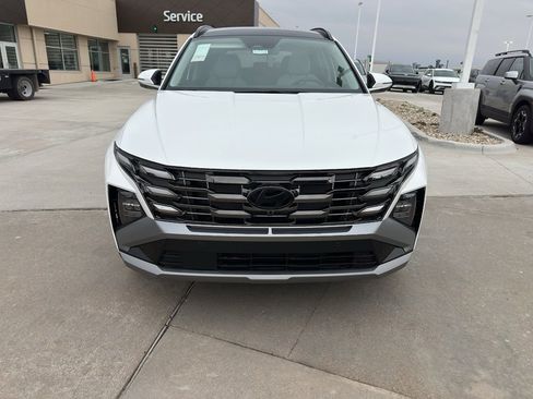 New 2026 Hyundai Tucson Limited image 8