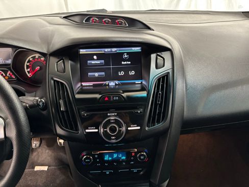 Used 2013 Ford Focus ST image 24