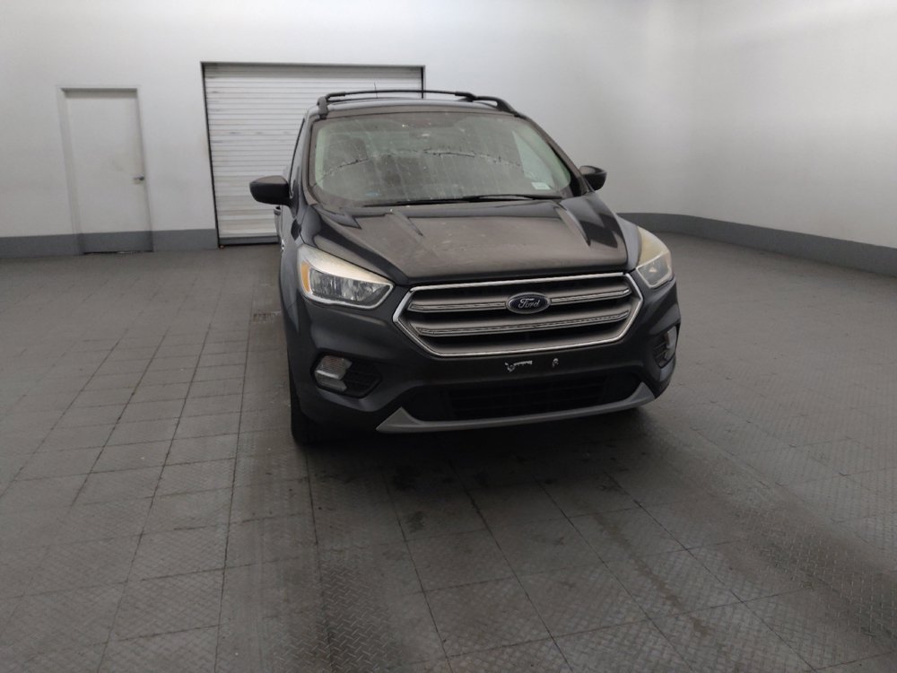 Used 2018 Ford Escape SE FWD image 14