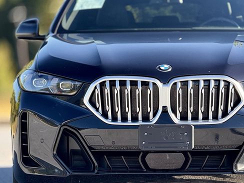 Used 2024 BMW X6 xDrive40i image 13