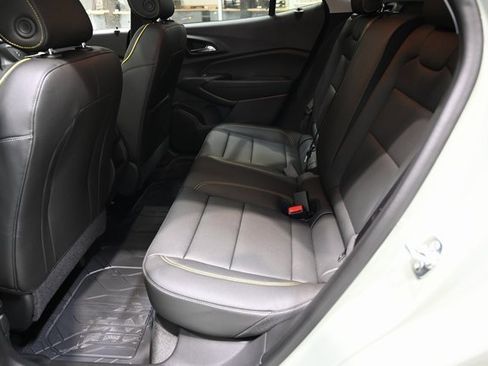 New 2026 Chevrolet Trax ACTIV w/ Sunroof Package image 11