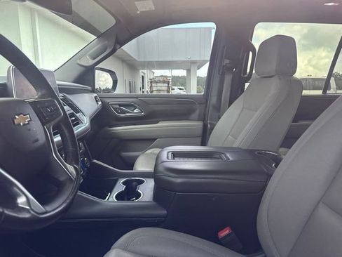 Used 2022 Chevrolet Tahoe LT w/ LT Signature Plus Package RWD image 8
