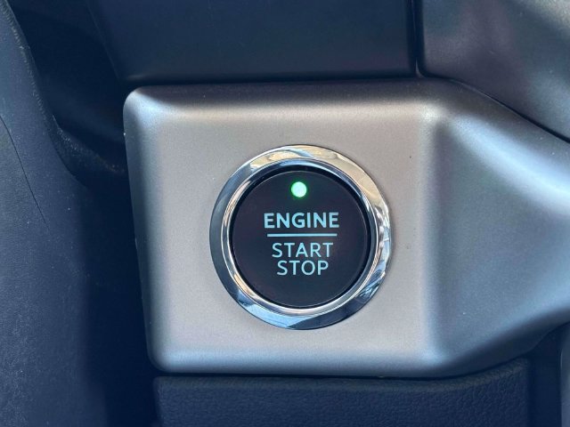 Used 2024 Ford Expedition XLT AWD/4WD image 20
