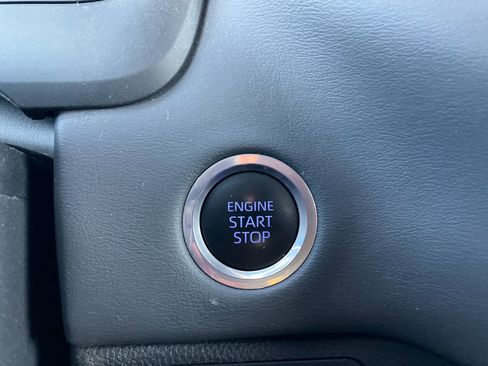 Used 2023 Toyota Tundra Platinum image 29