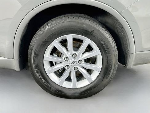 Used 2025 Dodge Durango GT RWD image 33