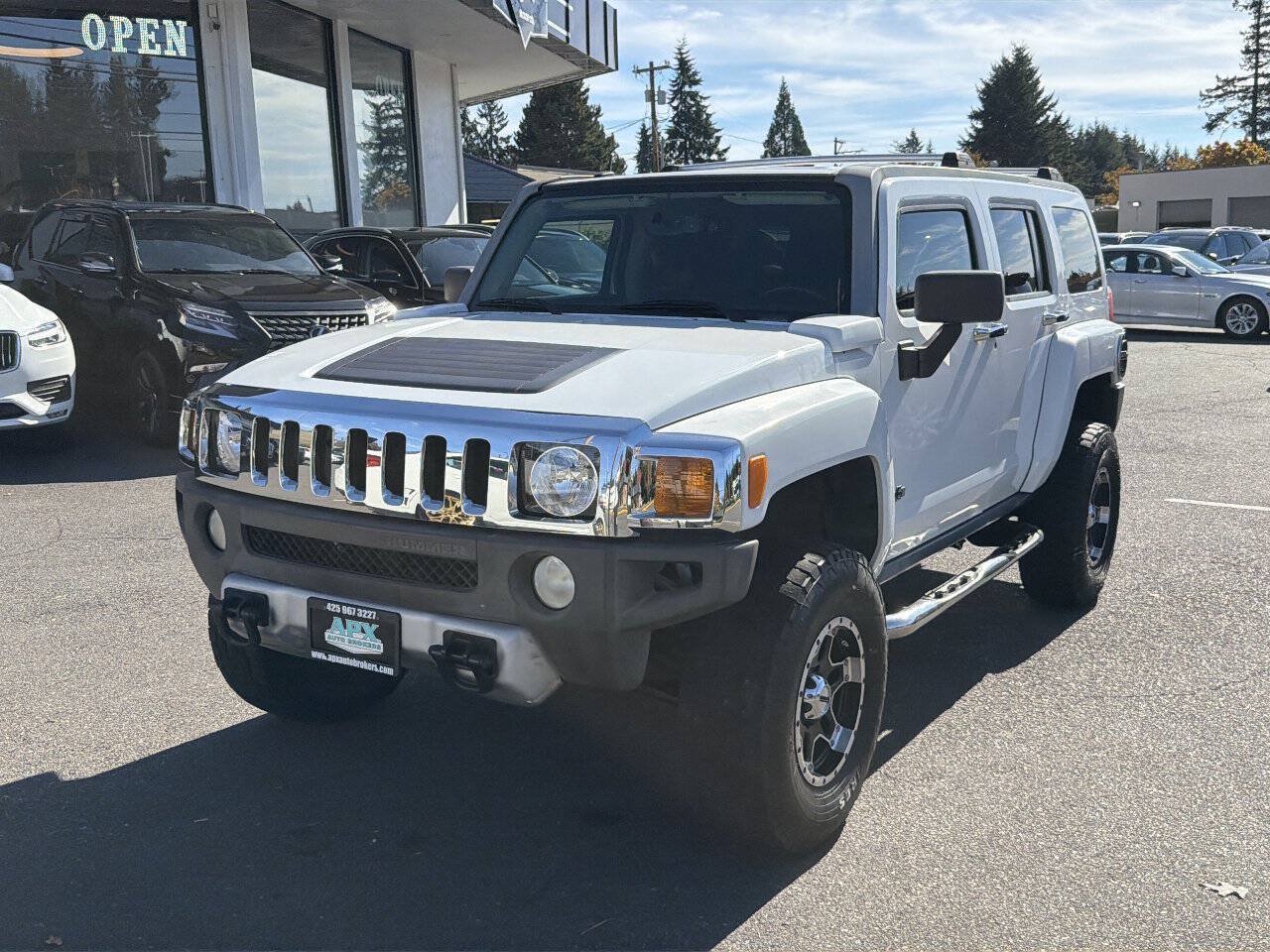 Used 2008 HUMMER H3 AWD/4WD image 1