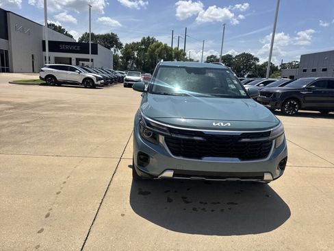 Certified 2024 Kia Seltos EX AWD/4WD image 4
