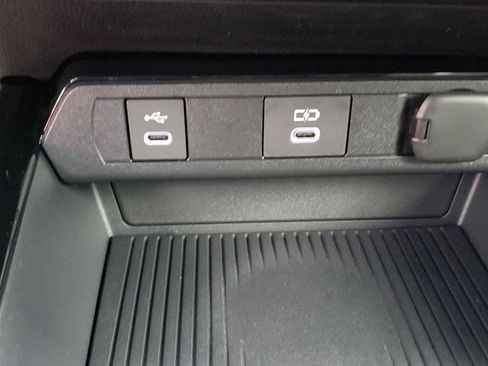 New 2026 Toyota Prius LE image 16