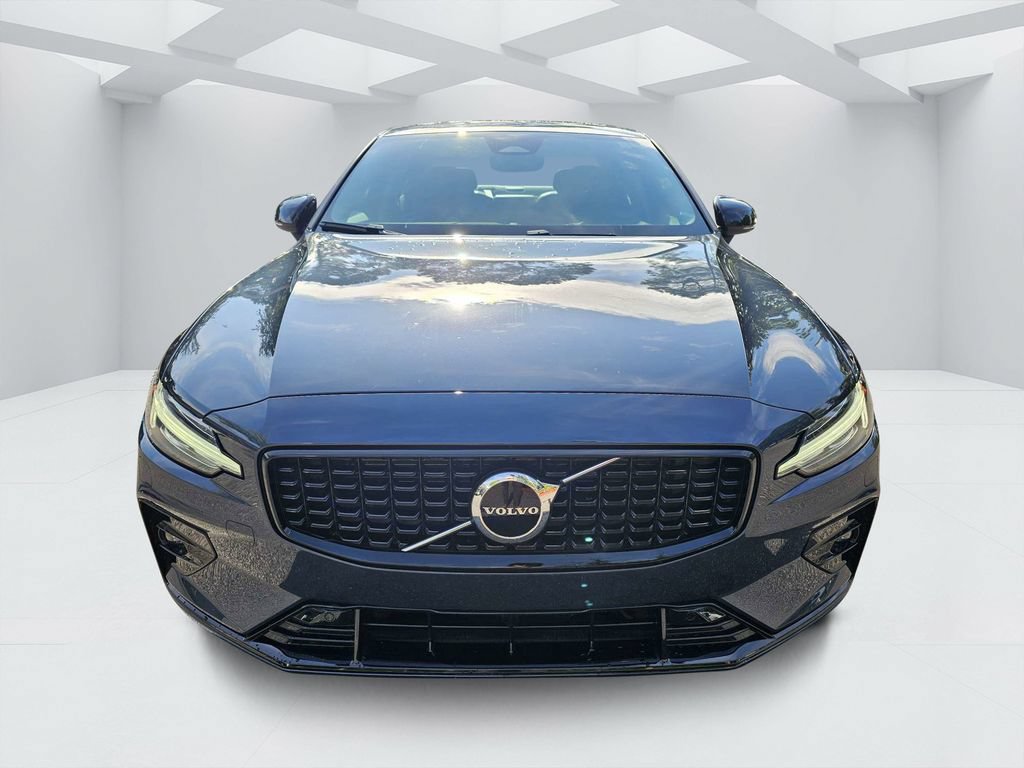 Certified 2024 Volvo S60 B5 Core w/ Climate Package AWD/4WD image 8