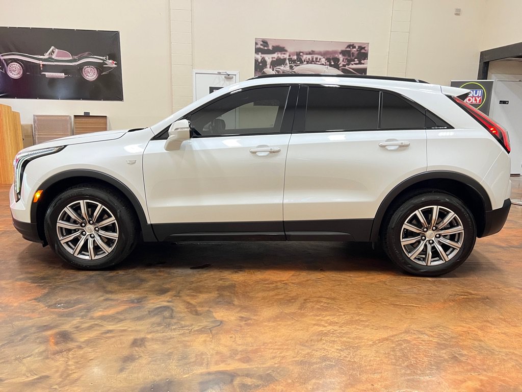 Used 2023 Cadillac XT4 Sport w/ Driver Assist Package AWD/4WD image 6