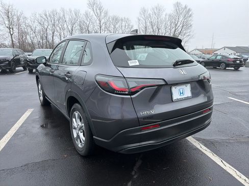 Certified 2023 Honda HR-V LX image 3