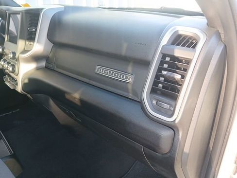 Used 2024 RAM 2500 Big Horn AWD/4WD image 33