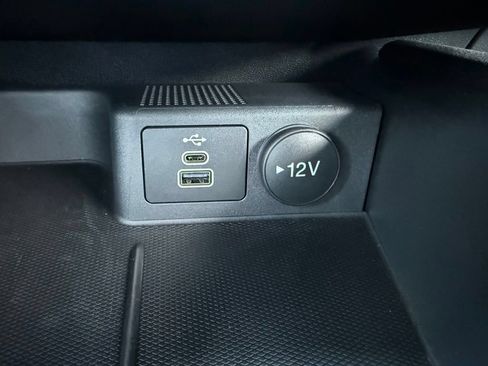 Used 2025 Ford Escape ST-Line Select AWD/4WD image 31