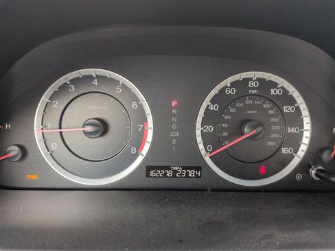 Used 2011 Honda Accord EX-L image 16