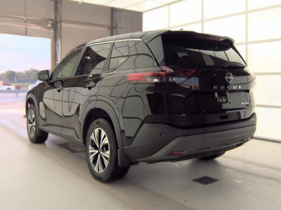 Used 2023 Nissan Rogue SV AWD/4WD image 4