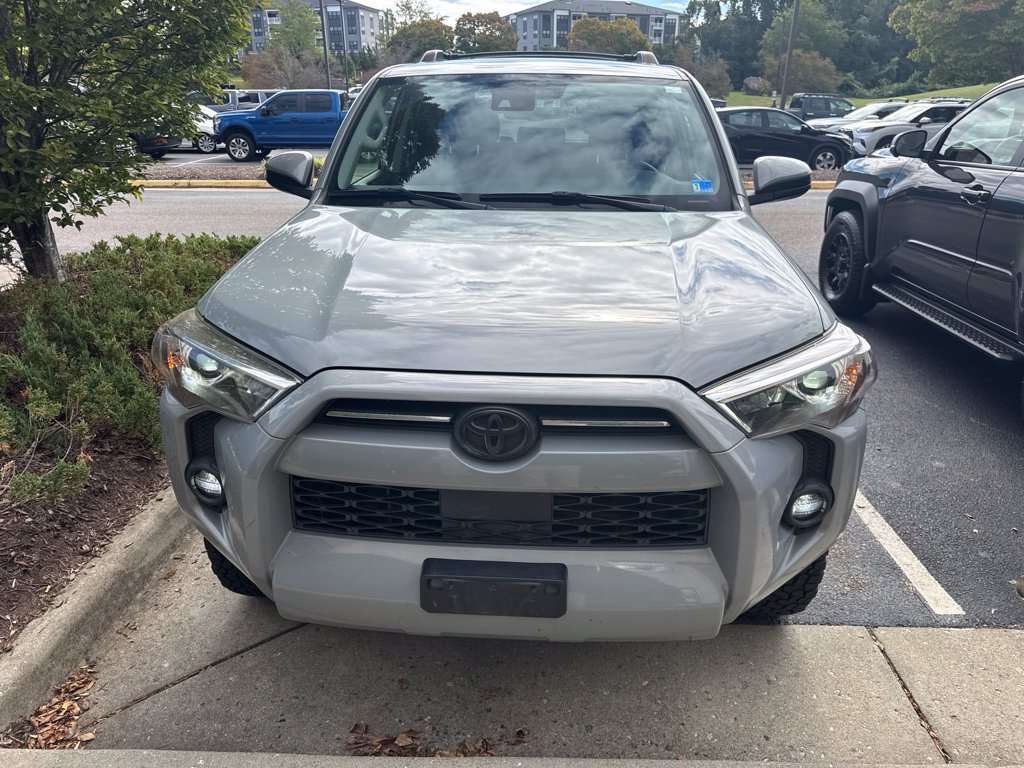 Used 2021 Toyota 4Runner Trail Special Edition AWD/4WD image 6