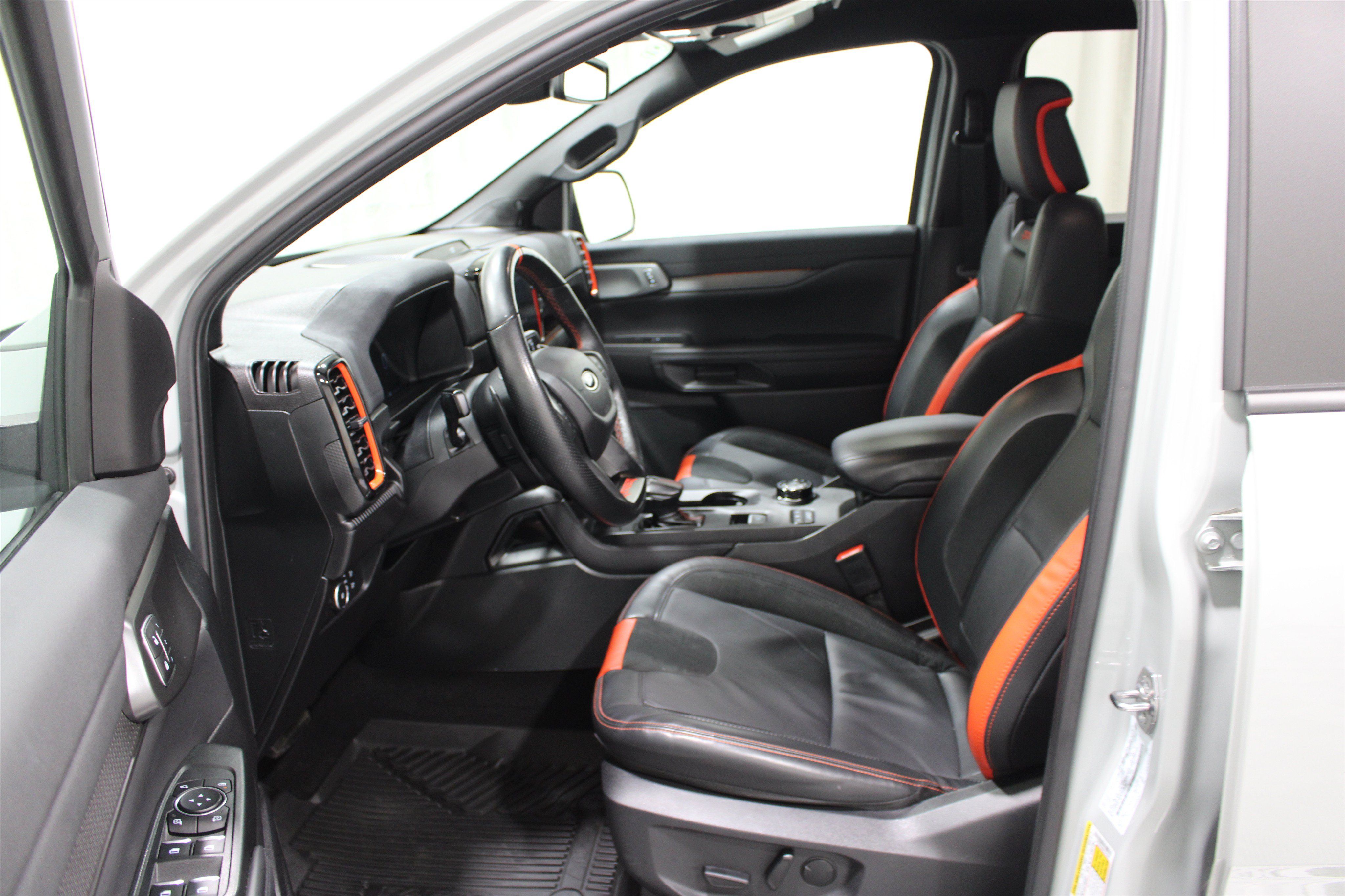 Used 2024 Ford Ranger Raptor AWD/4WD image 3