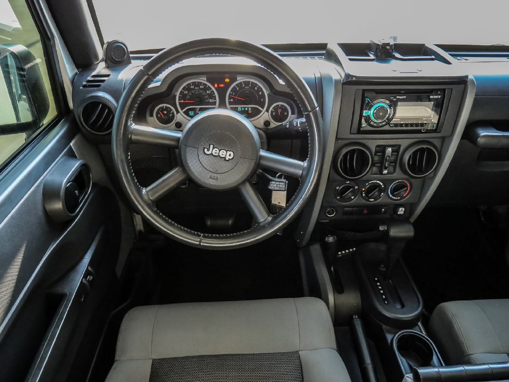 Used 2010 Jeep Wrangler Unlimited Sport AWD/4WD image 27