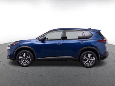 Used 2026 Nissan Rogue SL FWD image 4