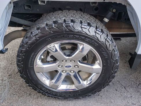 Used 2021 Ford F150 Lariat w/ Equipment Group 502A High AWD/4WD image 9
