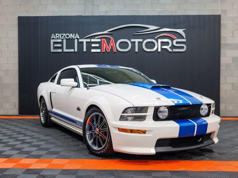 Used 2007 Ford Mustang GT Premium RWD image 2