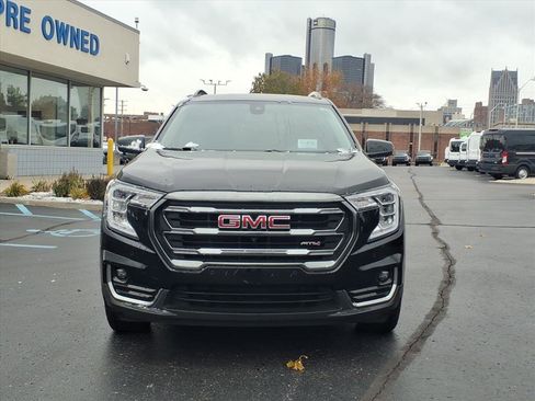 Used 2023 GMC Terrain AT4 w/ Tech Package image 2