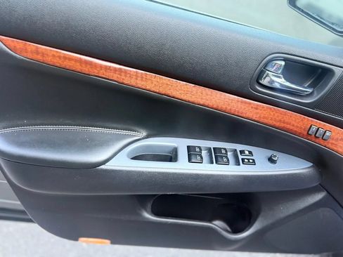 Used 2007 INFINITI G35 x Sedan w/ Premium Pkg AWD/4WD image 9