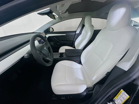 Used 2022 Tesla Model 3 RWD image 13