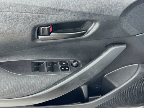Used 2024 Toyota Corolla LE FWD image 8