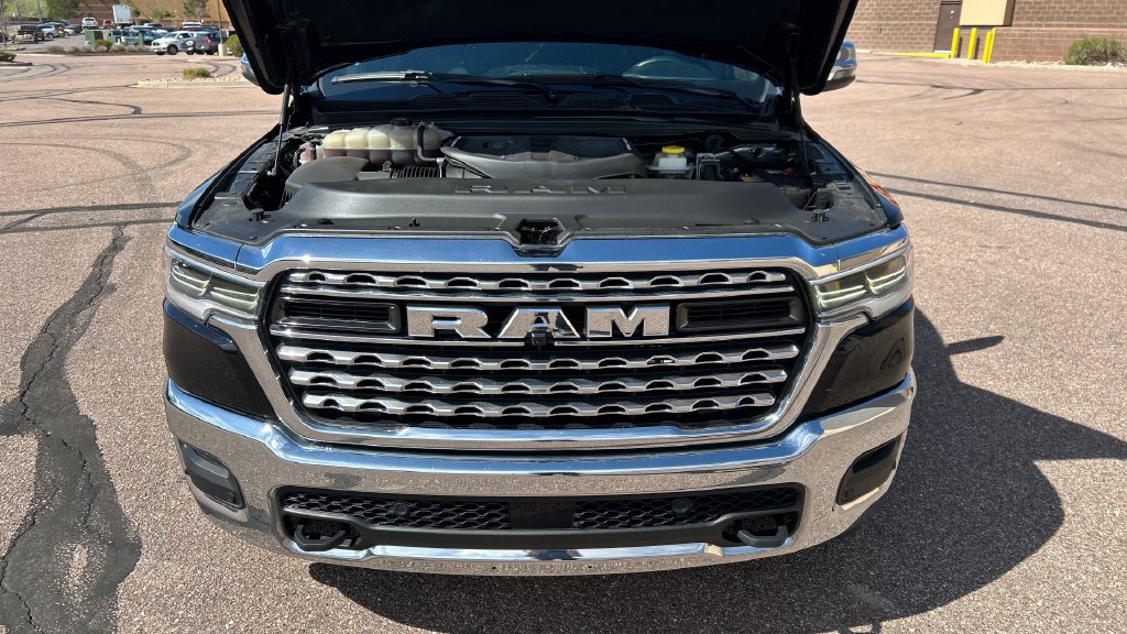 Used 2025 RAM 1500 Limited AWD/4WD image 11