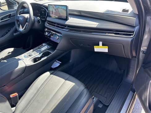 New 2026 INFINITI QX60 Luxe image 11