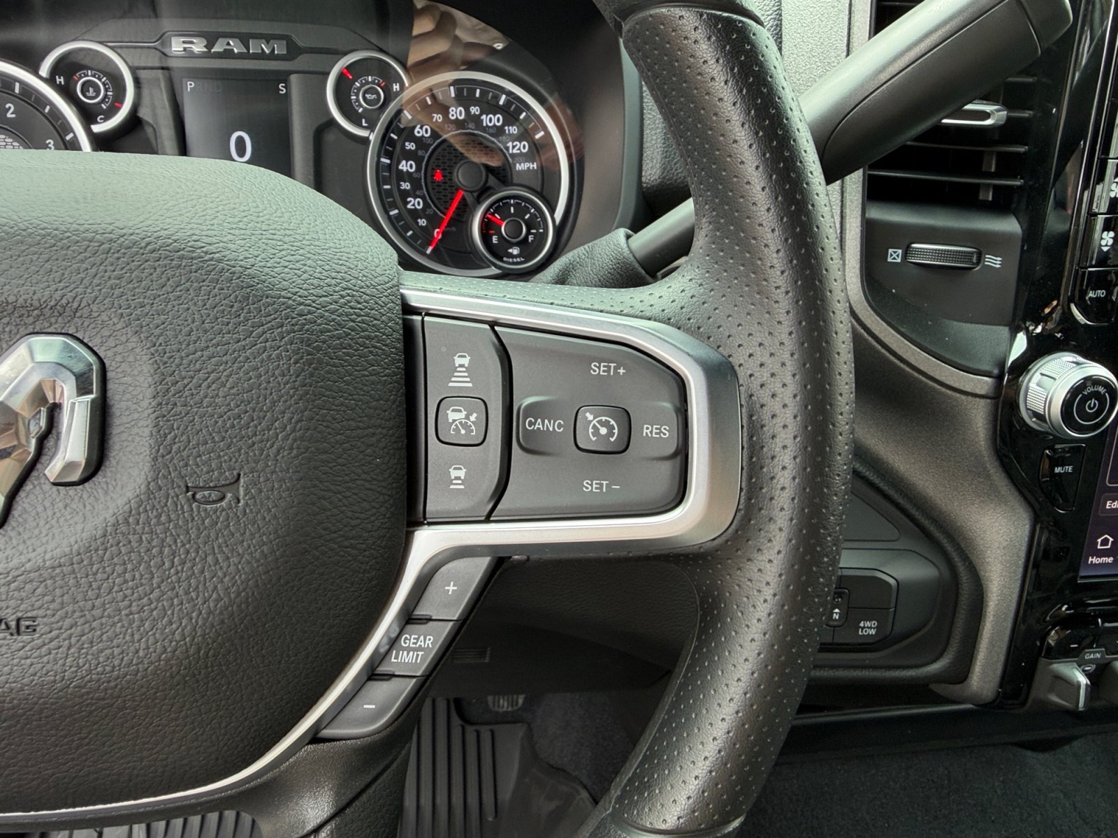 New 2027 RAM 3500 Tradesman AWD/4WD image 14