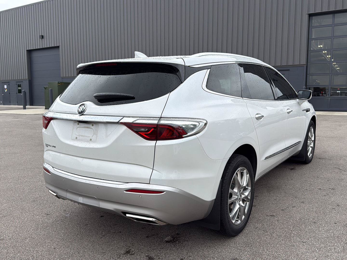 Used 2022 Buick Enclave Essence w/ Experience Buick Package AWD/4WD image 3