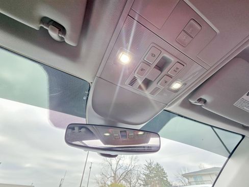 Used 2024 Volkswagen Taos SE w/ Taos Adventure Package image 43